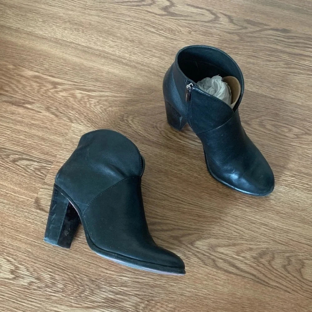 Vince Camuto Ankle Boot - Picture 2 of 3